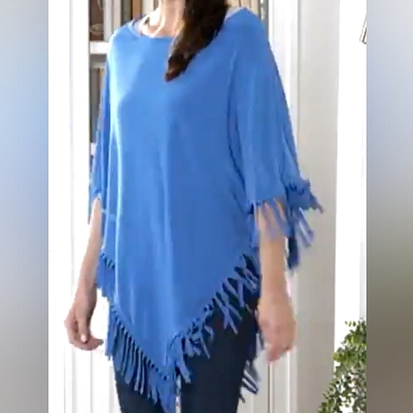 Attitudes by Renee Jackets & Blazers - Attitudes poncho